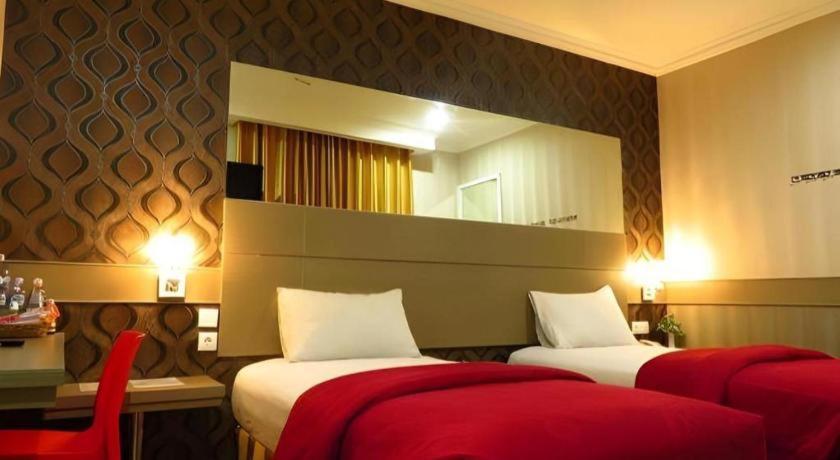 Hotel Menara Lexus Medan Exterior foto